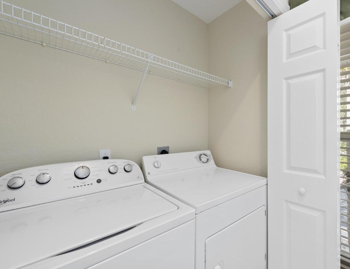 Lely Greenlinks Top Floor - On Golf Course, Minutes From Beaches, Downtown! North North Naples 外观 照片
